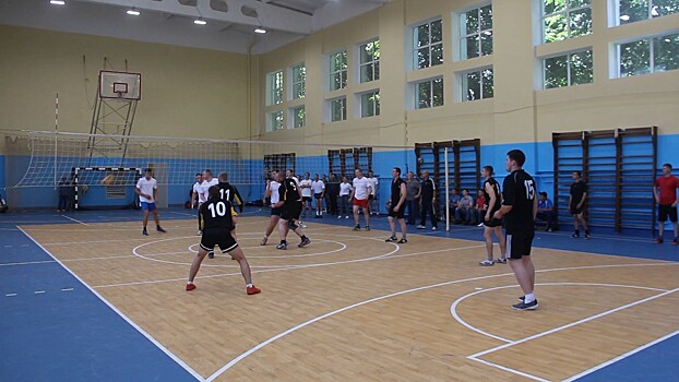 В Калининграде прошёл турнир по волейболу среди подразделений регионального УМВД