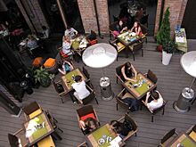 Приморские продавцы товаров и услуг теряют посетителей и выручку