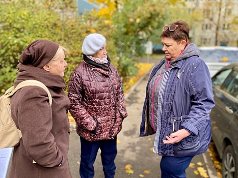 18 октября глава управы района Братеево Александр Воробьев провёл еженедельный обход территории