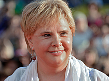 Поражено 30% легких: Догилеву госпитализировали