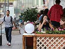 В Москве планируют открыть около трех тысяч летних кафе