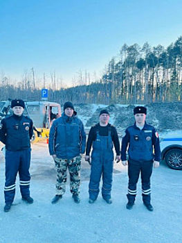 В Ханты-Мансийском автономном округе госавтоинспекторы оказали помощь водителю на загородной трассе