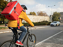 Мигрант из Азербайджана выдал правду о работе курьером в Москве