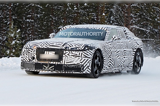 Электрический Jaguar «новой волны» впервые сфотографировали во время тестов