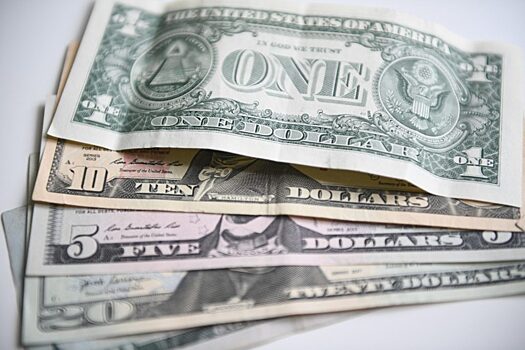 Аналитики объяснили, почему США допускают рост доллара