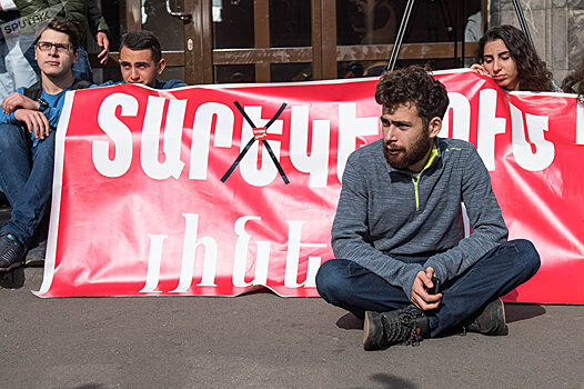Студенты ЕГУ объявили голодовку