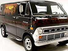 На продажу выставили уникальный сделанный на заказ Ford Econoline 1974 года с пробегом 873 мили