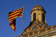 Парламент Каталонии признал решение испанских властей о его роспуске