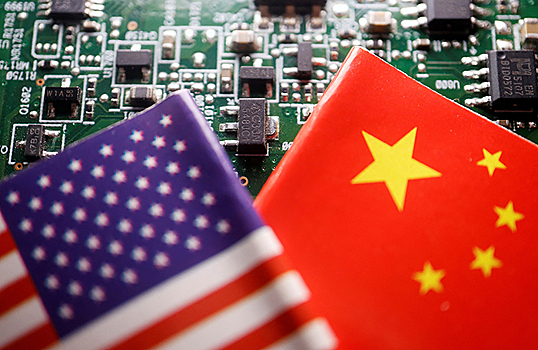 США продолжают бороться против китайских чипов