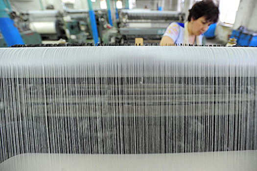 «Перестали обедать, распивать по утрам шампанское»