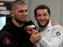 Боец UFC Уланбеков: «Вне зала Хабиб не строгий. Но когда начинаем тренироваться, то шуток уже не бывает»
