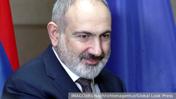 Пашинян заявил о желании добиться того, чтобы близость Азербайджана перестала пугать жителей армянских сел