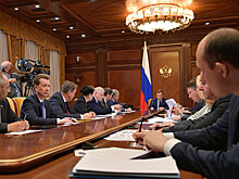 Медведев призвал регионы расширять применение льгот на вывоз мусора