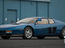 Ferrari Testarossa показана в необычном цвете