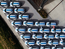 Большая доставка от MINI: 126 электромобилей для медицинской компании Biogena