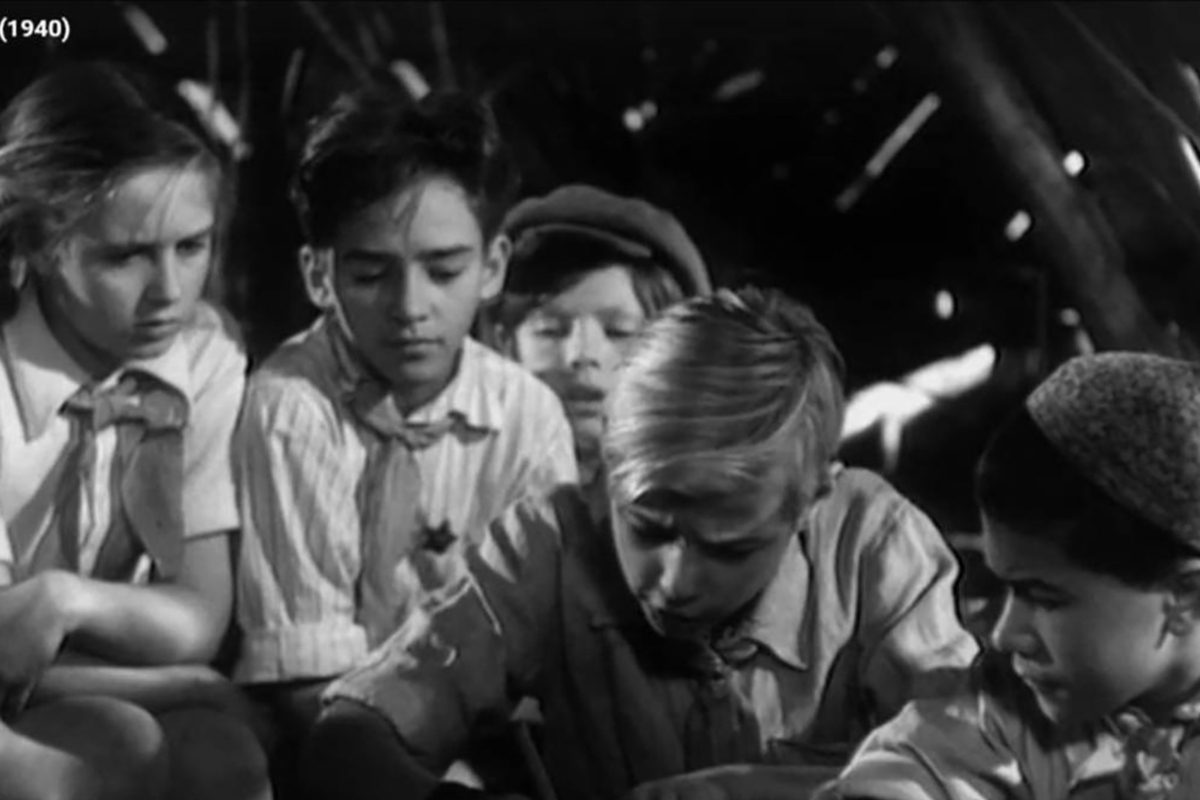 Школьники должны будут стать волонтерами поневоле: Тимур и его команда снова актуальны