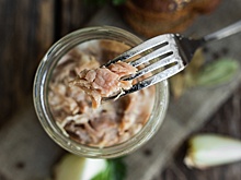 Эксперт перечислил самые опасные продукты по риску развития ботулизма