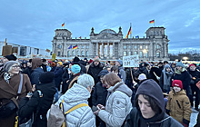 В Германии прошла волна протестов против правого экстремизма и партии АдГ