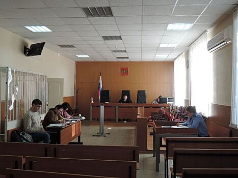 ​Свидетель по делу экс-директора курганского департамента отказалась от своей подписи в акте о приемке дома для сирот