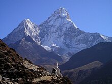 Власти Непала осенью откроют для туристов доступ на Эверест