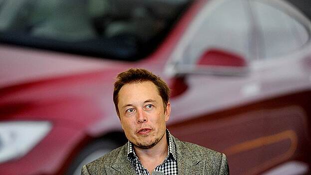 Маск остановил тесты новых автопилотов Tesla