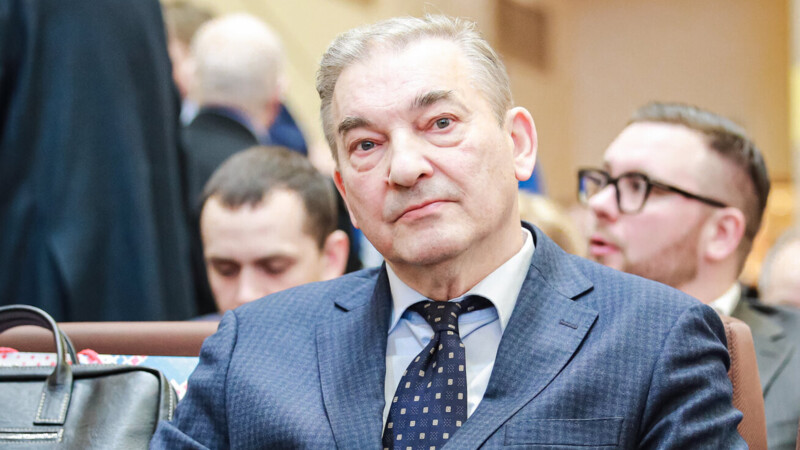 Третьяк рассказал, сколько катков нужно построить в России