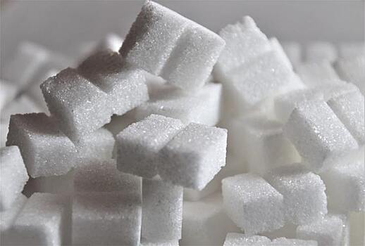Цены на сахарный песок и подсолнечное масло снижаются у производителей и в рознице