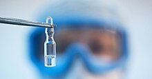 CNN (США): «АстраЗенека» приостановила испытания вакцины от коронавируса после возникновения необъяснимого заболевания у одного добровольца
