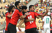 Футболисты сборных Египта и Марокко устроили драку в подтрибунном помещении
