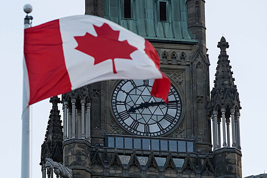 В Канаде у двух человек выявили штамм коронавируса "омикрон"