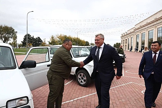 Астраханские инспекторы службы природопользования получили автомобили