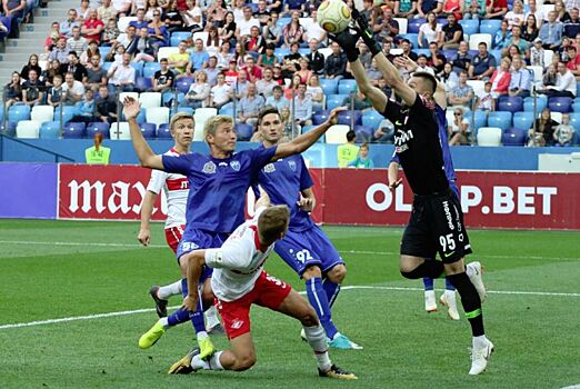 В четырёх последних турах ФК «Нижний Новгород» потерпел три поражения со счётом 0:1