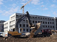 Строители на онкоцентре теперь работают в две смены