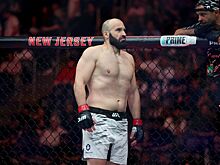 Россиянин Азамат Мурзаканов заметно улучшил положение в рейтинге UFC