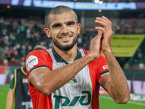 Нападающий "Локомотива" Сулейманов - о состоянии поля: будем биться, выбора нет - здесь в футбол играть невозможно