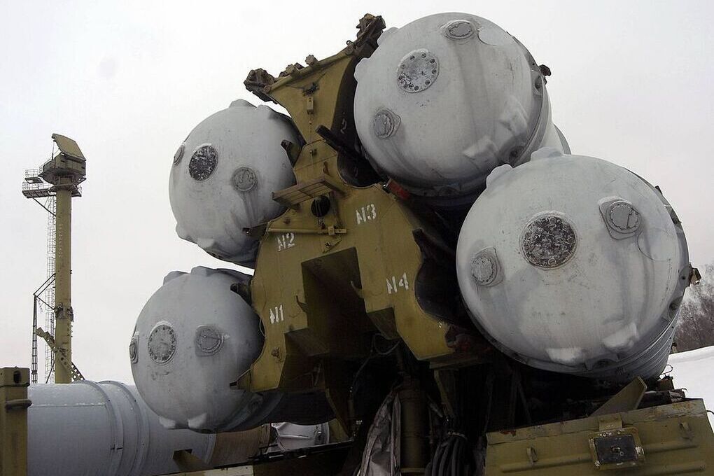 В Иране на параде показали российские комплексы С-300