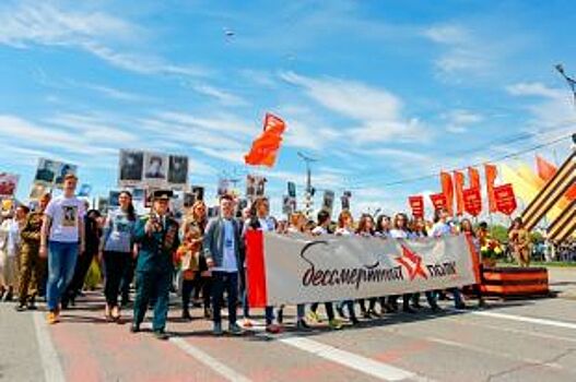 «Бессмертный полк» пройдет в Саратове. Знамя Победы пронесут по Московской