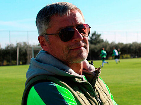 Жизнь тренера "Уфы"Юрия Перескокова вне опасности