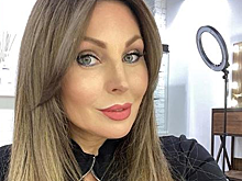 "Спасательница Малибу": Бочкарева покорила публику фото в купальнике с декольте