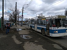 В Самаре пассажиров троллейбуса эвакуировали из-за подозрительного предмета