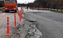 Севастополь: половина участка пострадавшей от оползня трассы расчищена