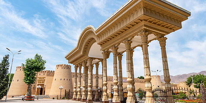 Горы, Сырдарья и загадка Александрии Эсхаты: Худжанд – один из древнейших городов Центральной Азии