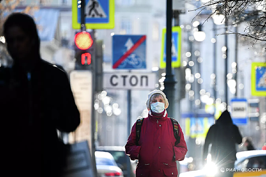 Мурашко рекомендовал россиянам носить маски в сезон ОРВИ и гриппа