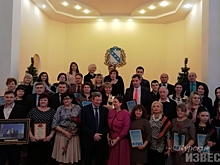 В Курске наградили победителей конкурса «Лучшее новогоднее оформление предприятий потребительской сферы-2018»