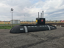 Подводная лодка всплыла в парке Карасука под Новосибирском