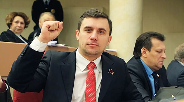 «Занят делами поважнее»: Николай Бондаренко отказывается добровольно «сдаться» полиции