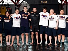 Юные ямальцы прошли курс подготовки по смешанным единоборствам в школе Александра Шлеменко