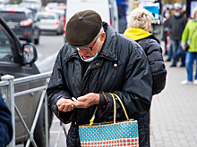 «Плачет бабка, плачет дед: как теперь платить за свет?»: музыкальный дайджест новостей недели в Калининграде (видео)