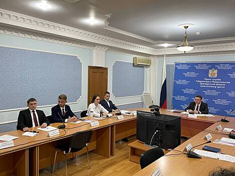 В Оренбурге состоялось заседание молодежного правительства региона