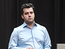 Непомнящий назвал абсурдными установленные FIDE правила дресс-кода
